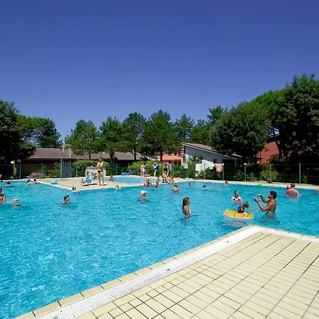 Villaggio Azzurro * Μπιμπιόνε